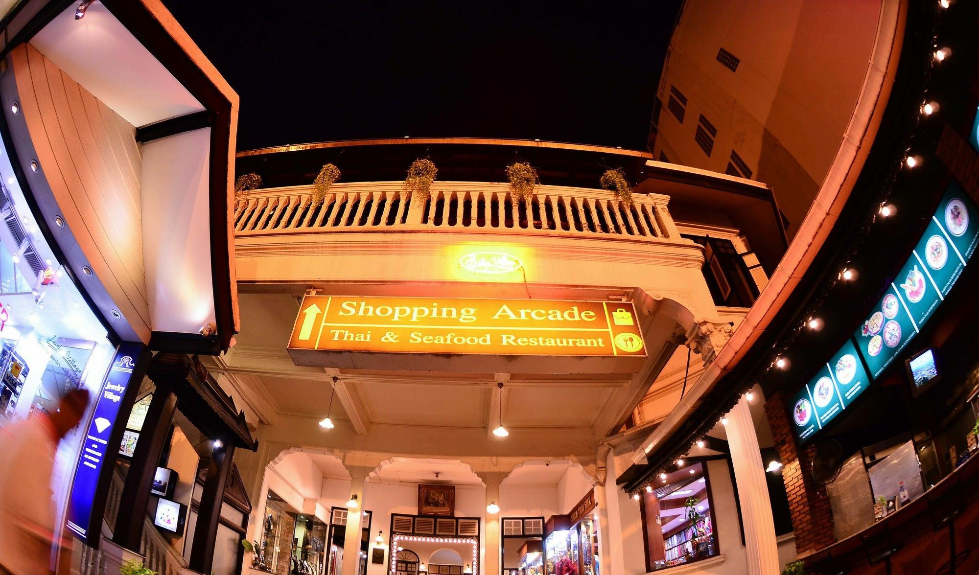Silom Village Inn Bangkok Exterior foto